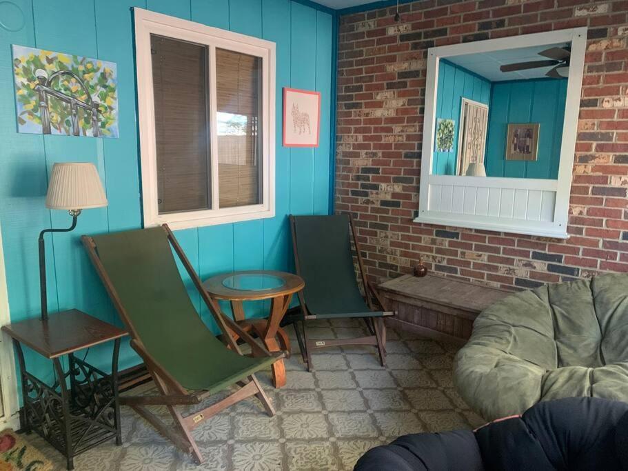 Family Friendly Downtown Home - Private Yard & Grill - Location, Location, Location! Атенс Екстер'єр фото